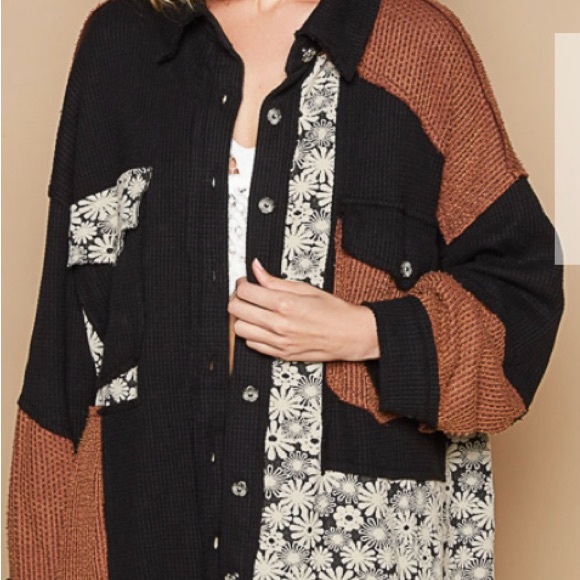 Pol waffle Daisy shacket iPlease see description for sizing - fits up to a20 - Picture 2 of 6